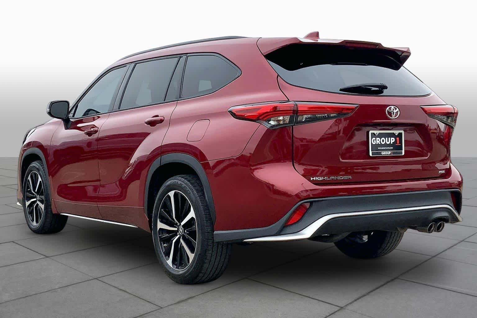 Used 2022 Ruby Flare Pearl Toyota XSE image 12