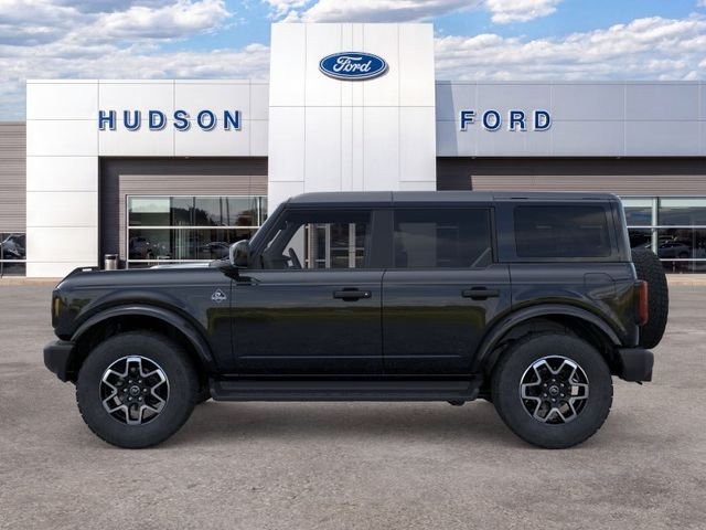 New 2026 Shadow Black Ford Outer Banks® image 3