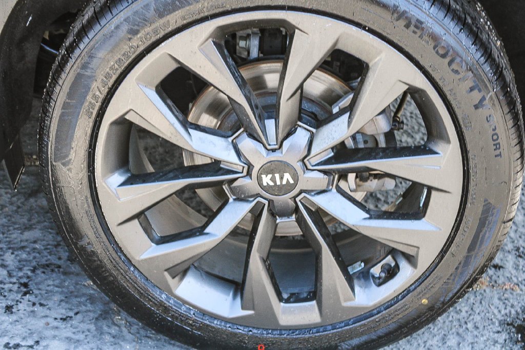 Used 2021 Gray Kia SX Prestige X-Line image 11