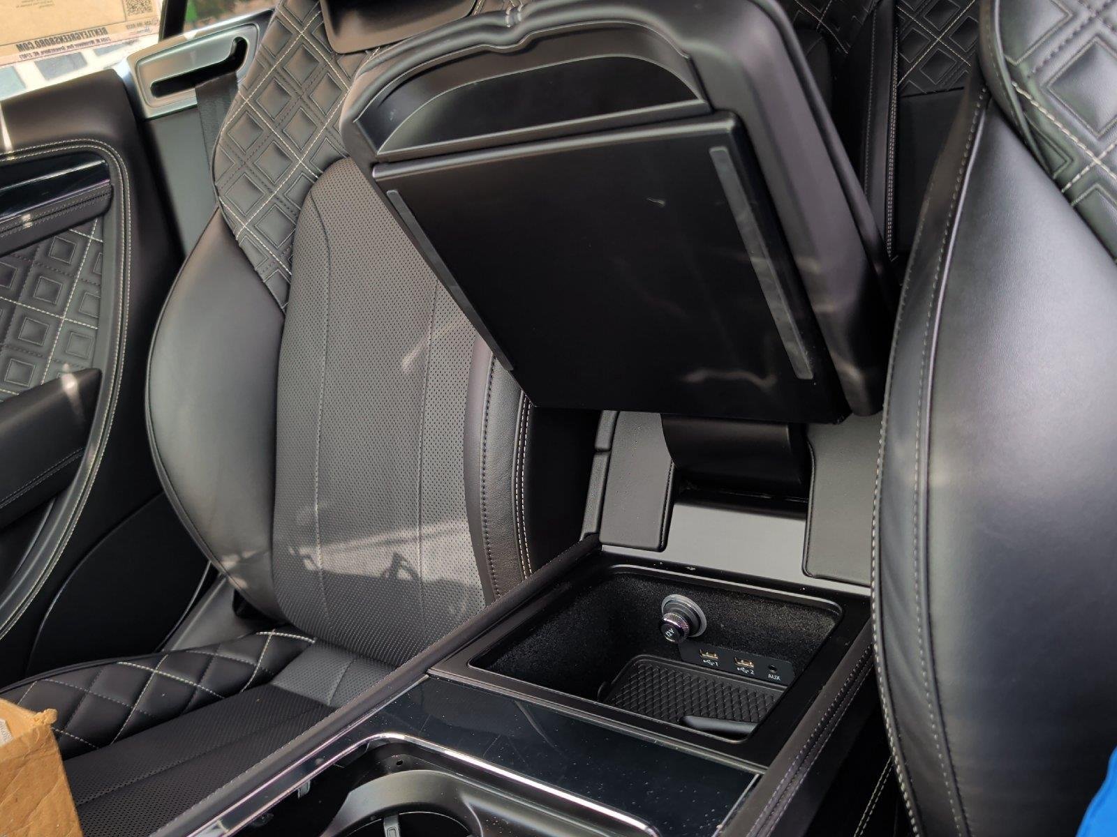 Used 2020 Glacier White Bentley GT First Edition image 35