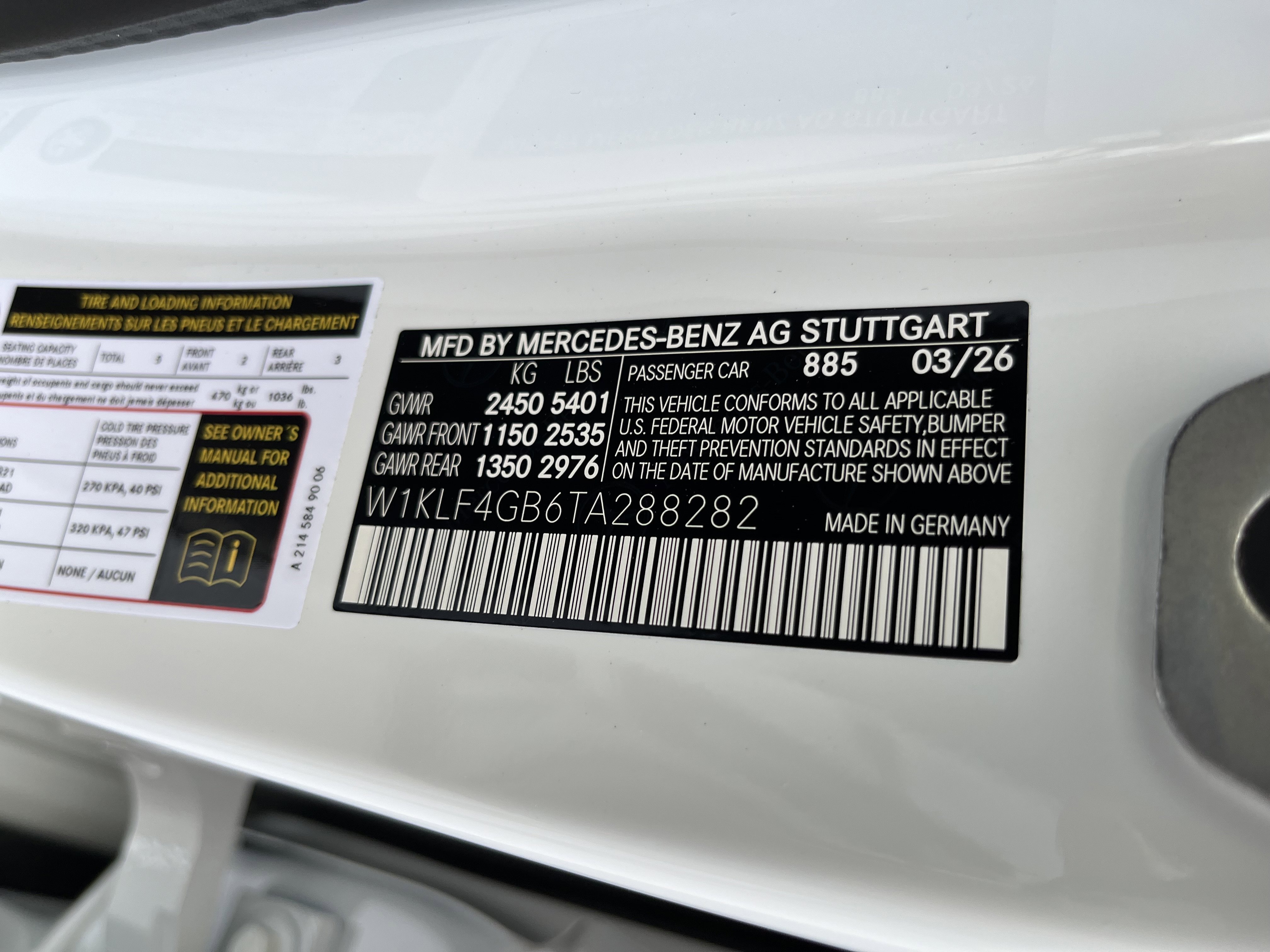 New 2026 MANUFAKTUR Moonlight White Metallic Mercedes-Benz E 350 image 28