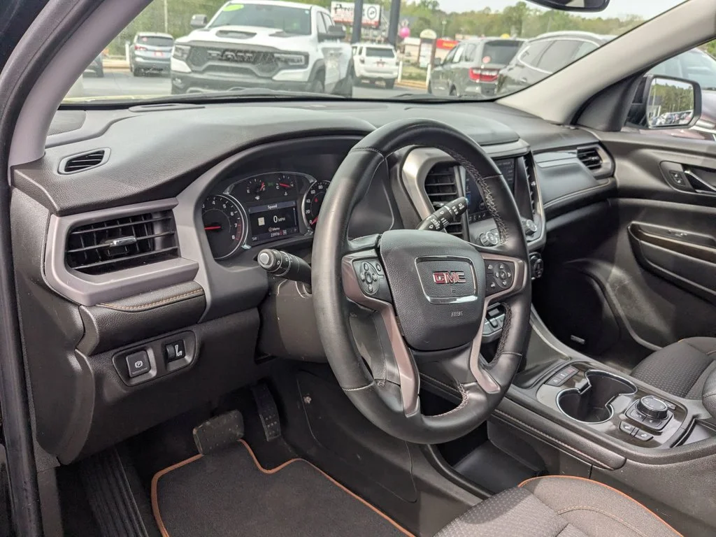 Used 2023 Ebony Twilight Metallic GMC AT4 image 14