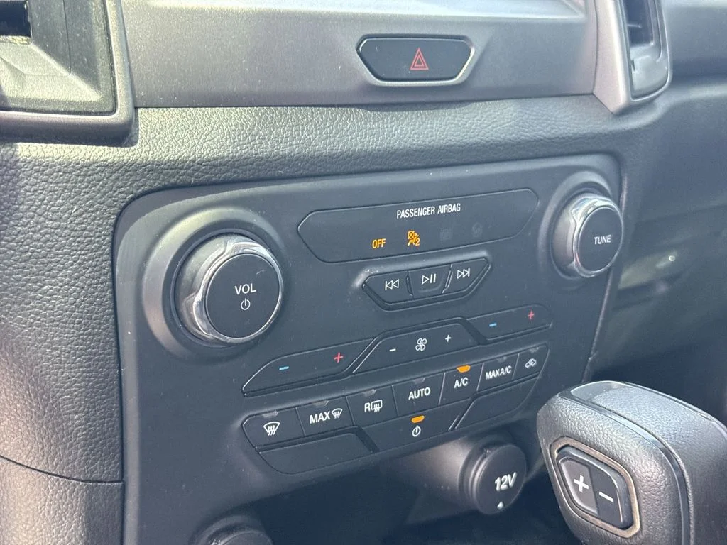 Used 2022 Red Ford XL image 18