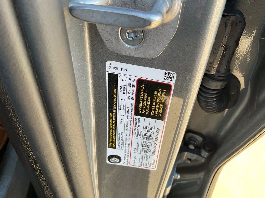 Used 2026 Gray BMW sDrive40i image 33