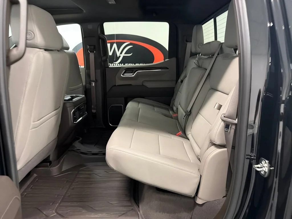 New 2026 Onyx Black GMC SLT image 15