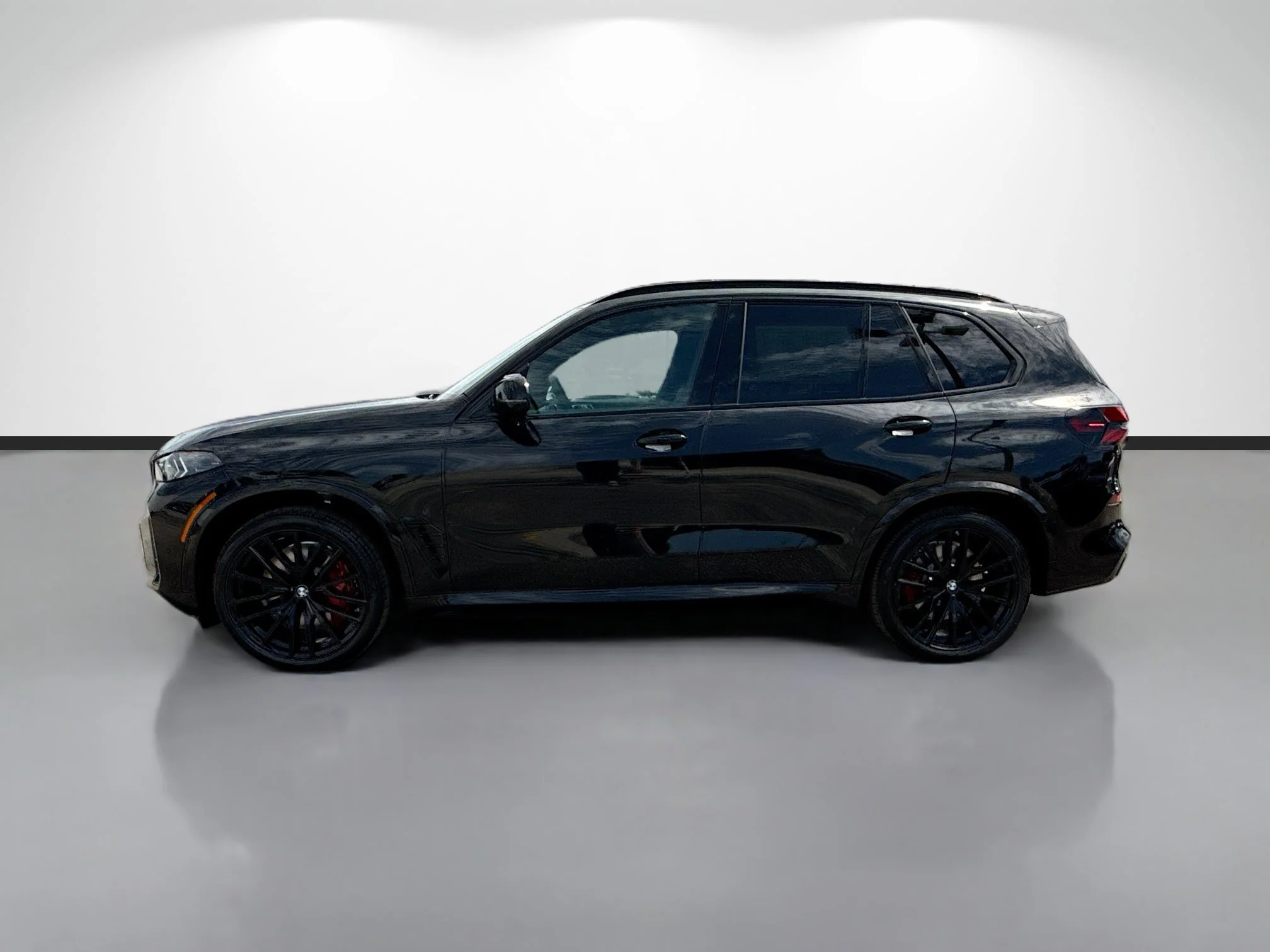New 2026 Black Sapphire Metallic BMW M60i image 6
