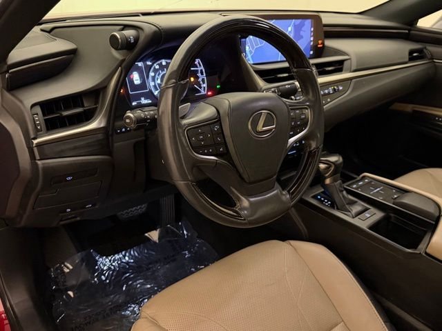 Used 2019 Matador Red Mica Lexus 350 Luxury image 16