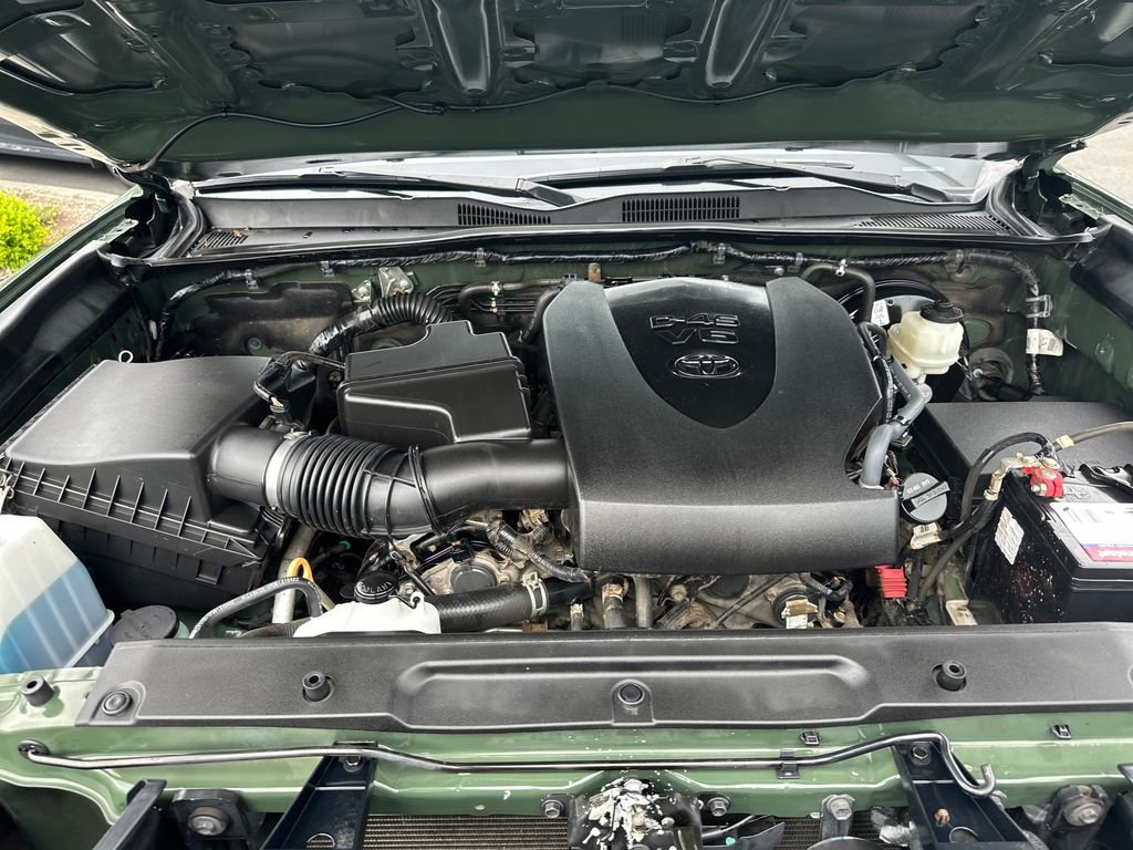 Used 2021 Army Green Toyota SR5 image 28
