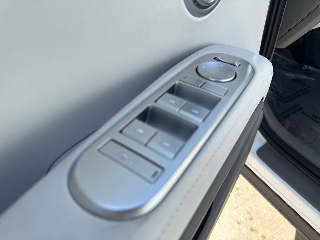 New 2026 White Hyundai SEL image 11