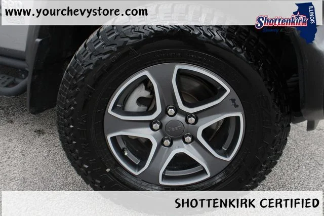 Used 2020 Silver Jeep Unlimited Sport S image 8
