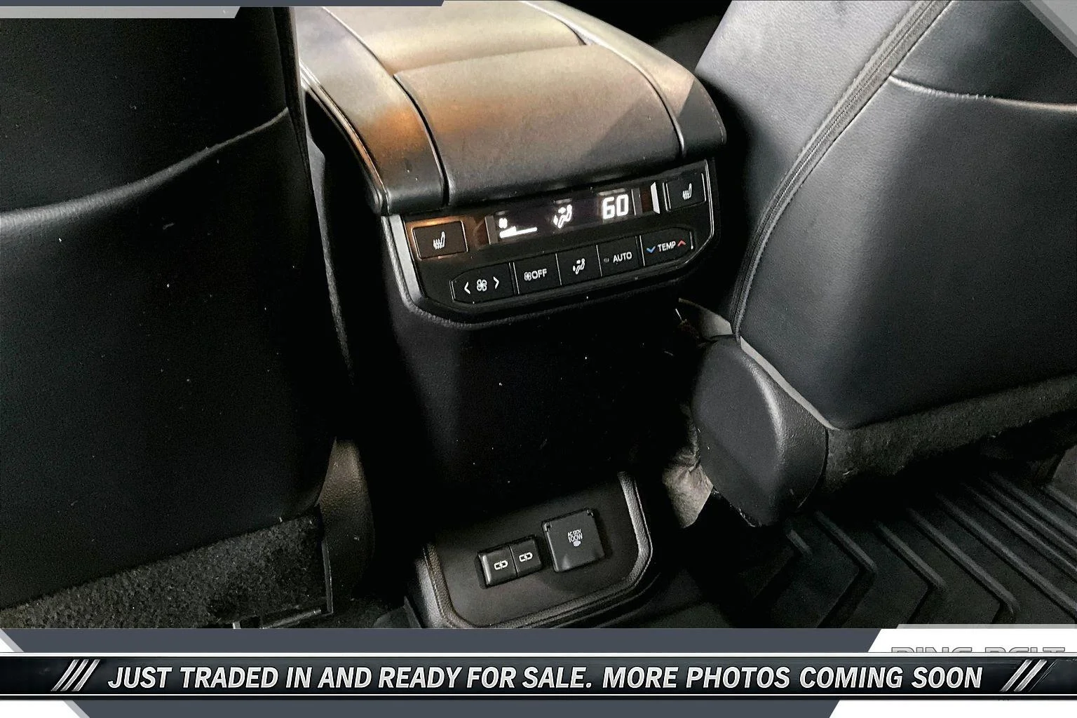 Used 2023 Silver Toyota Platinum image 25