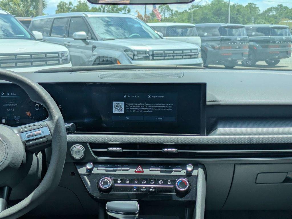 New 2026 White Hyundai SE image 17