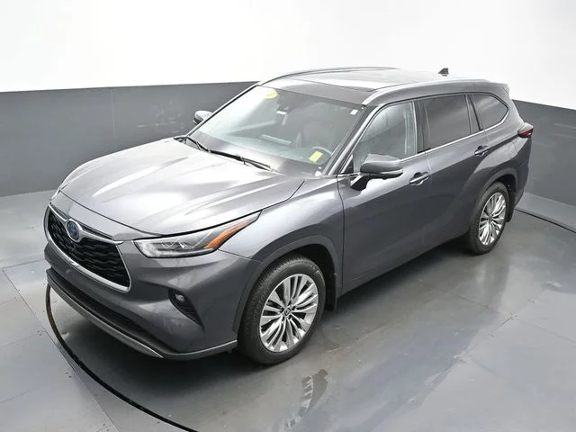 Used 2024 Gray Toyota Platinum image 44