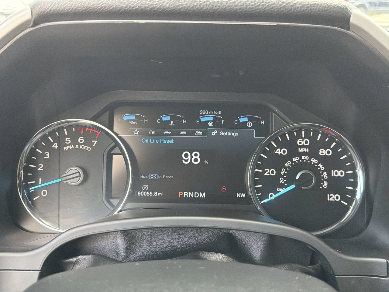Used 2019 Magnetic Ford Lariat image 33