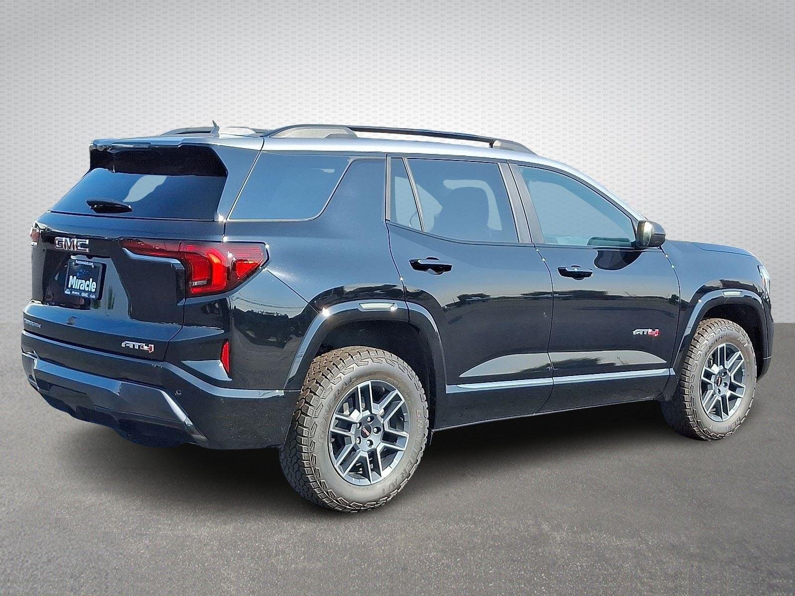 2026 GMC Terrain AT4 - Photo 5