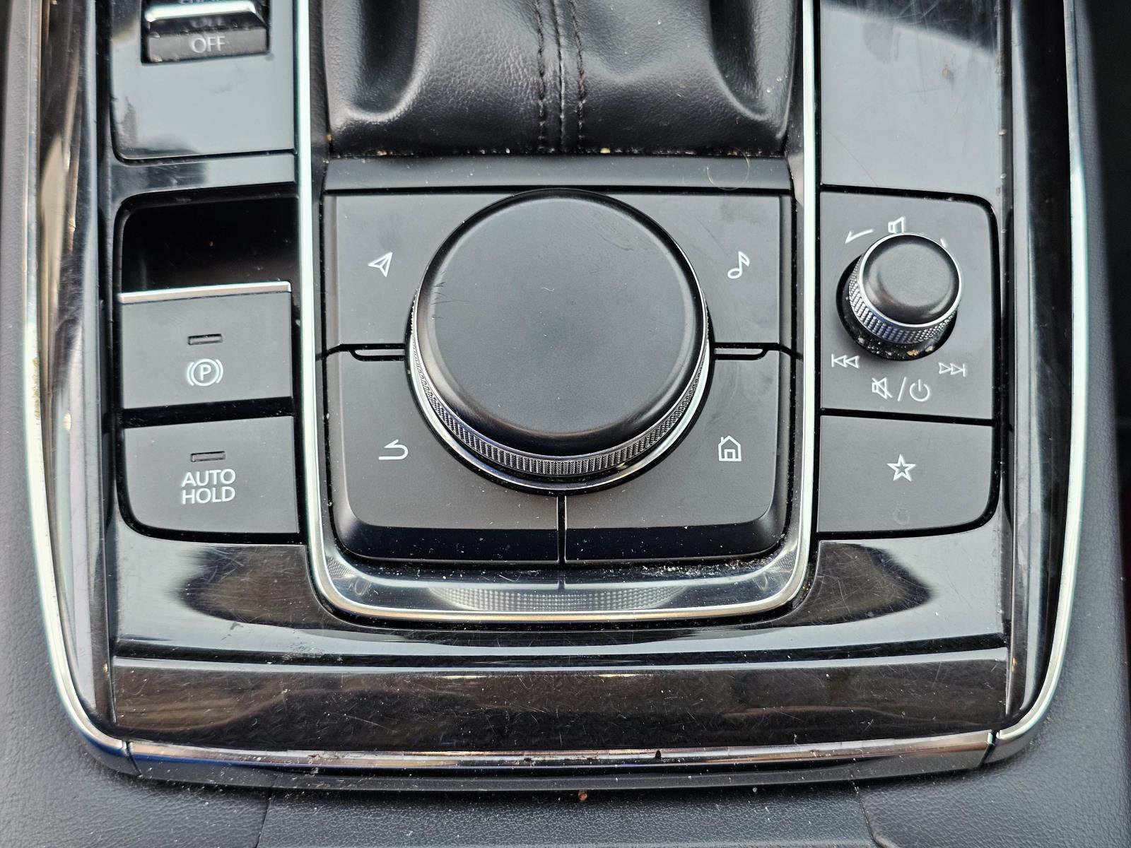 2024 Mazda CX-30 Carbon Edition - Photo 28