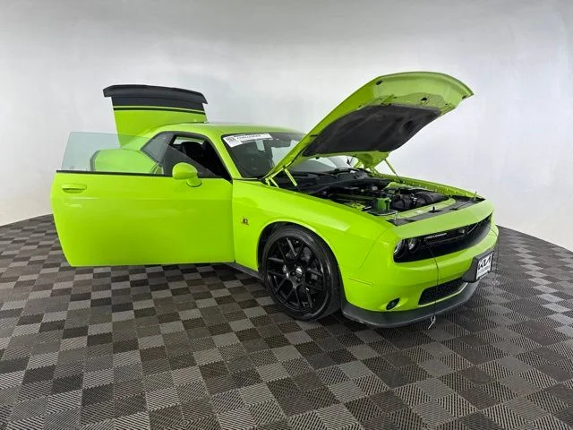 Used 2015 Beige Dodge R/T Scat Pack image 14