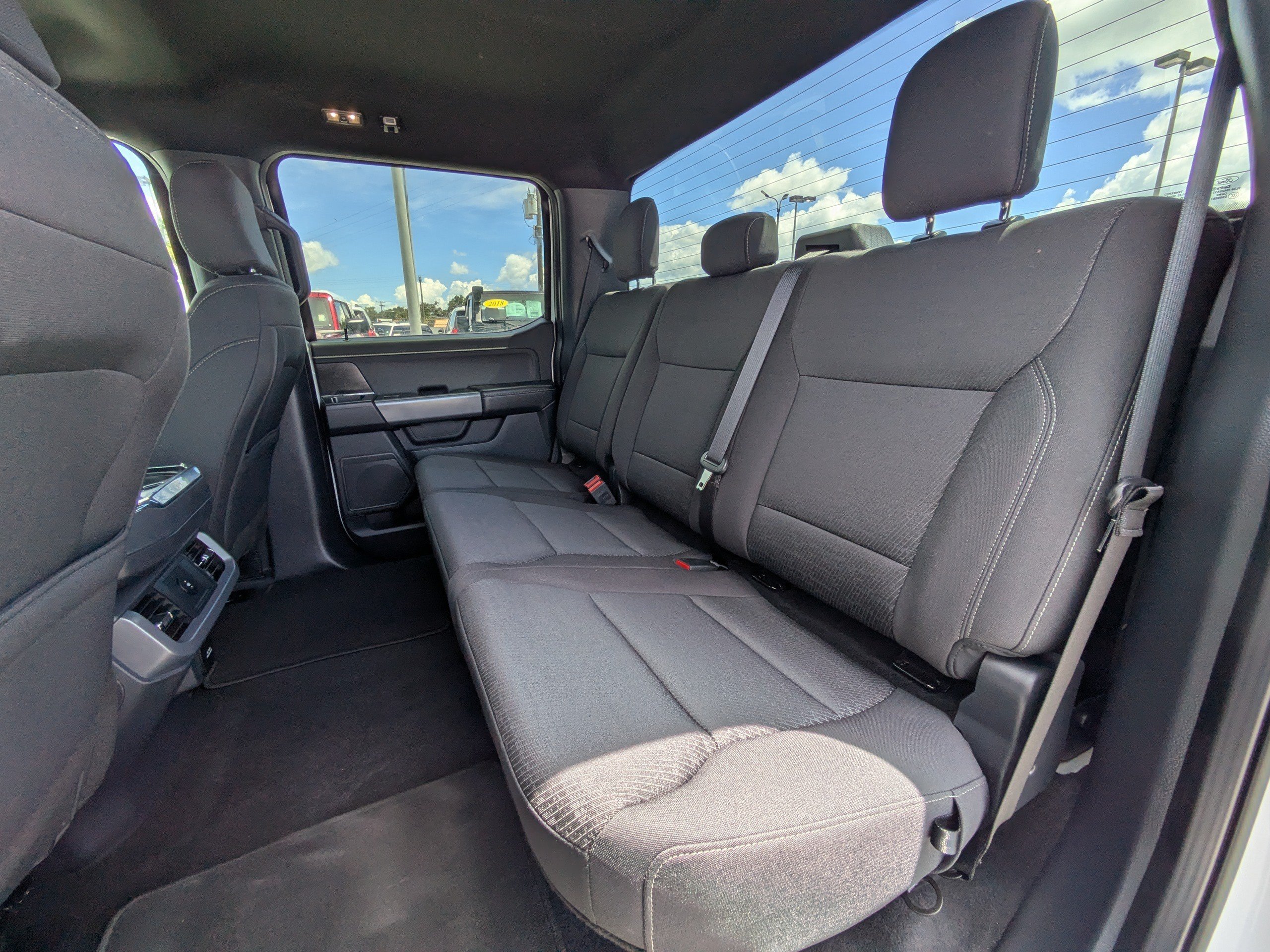 Used 2025  Ford XLT image 14