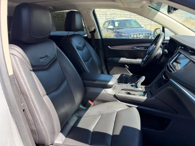 Used 2019 Radiant Silver Metallic Cadillac Luxury image 32