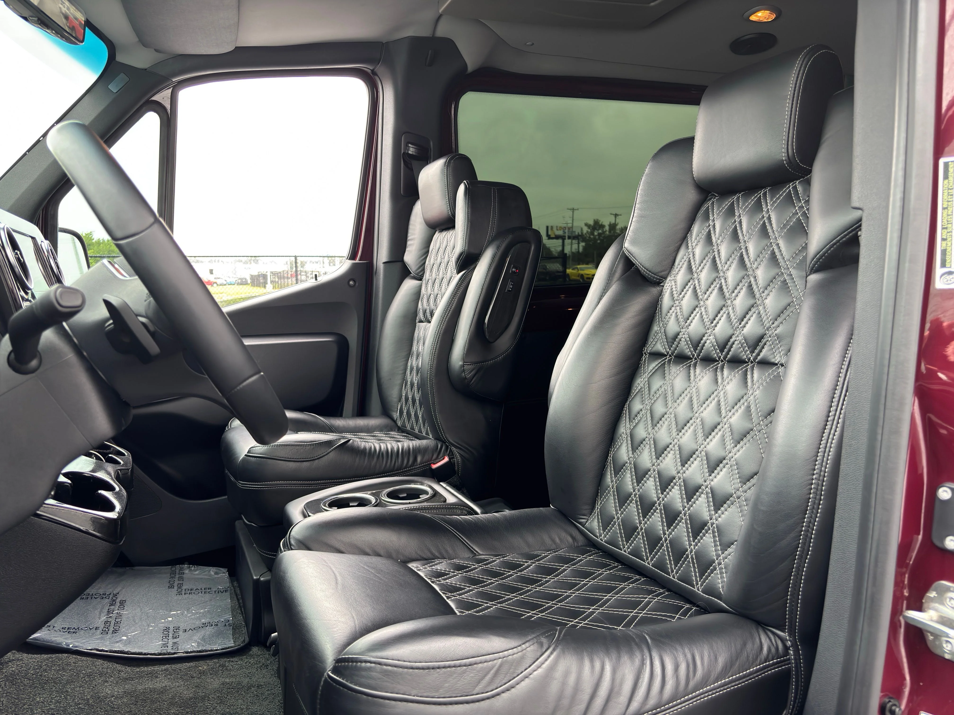 Used 2024 Maroon Mercedes-Benz Explorer Limited SE image 19