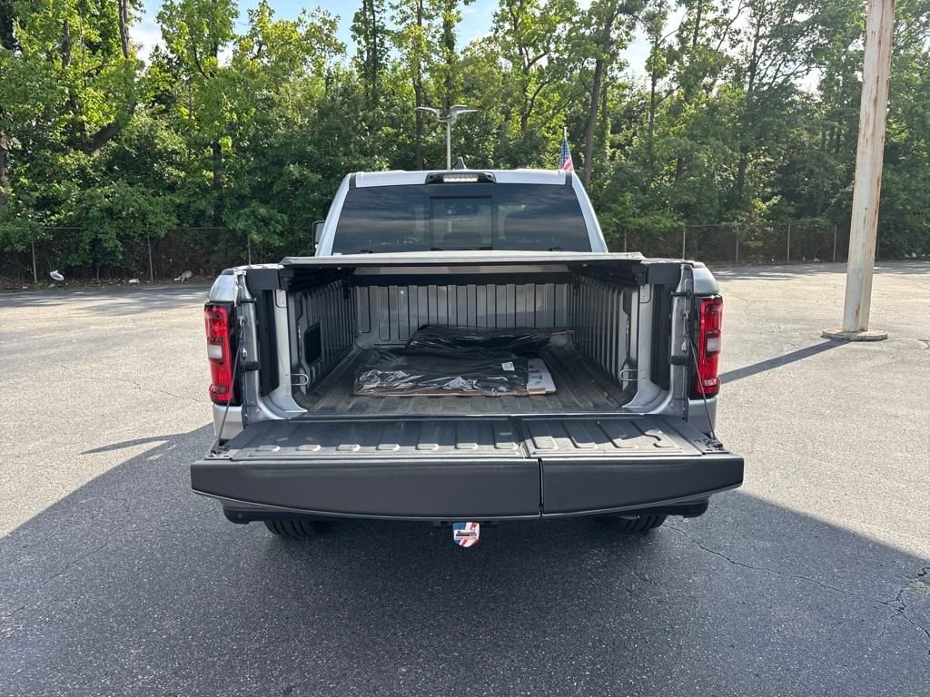 2025 Ram 1500 Big Horn Lone Star photo 4