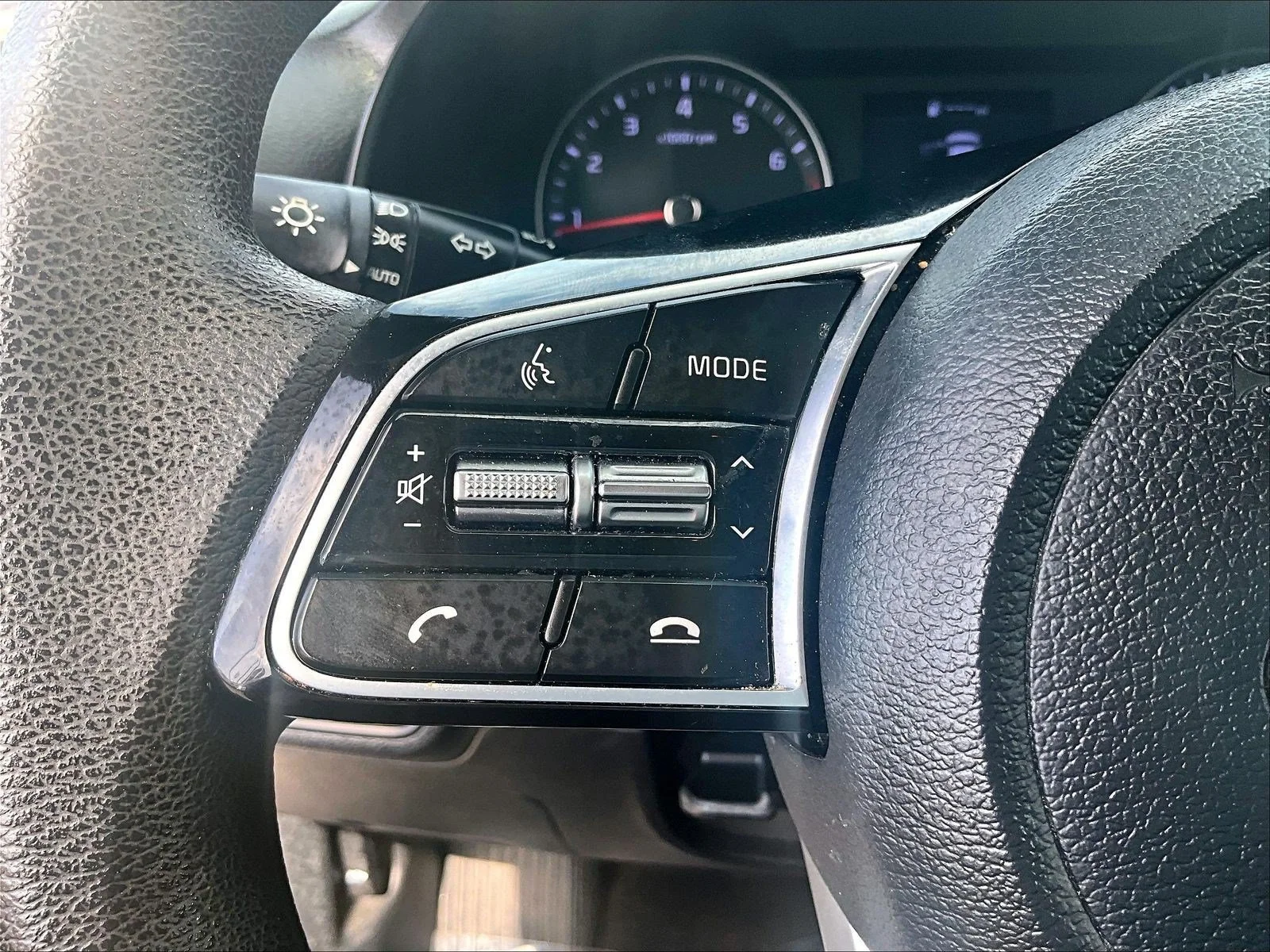 Used 2019 Gravity Grey Kia LXS image 20