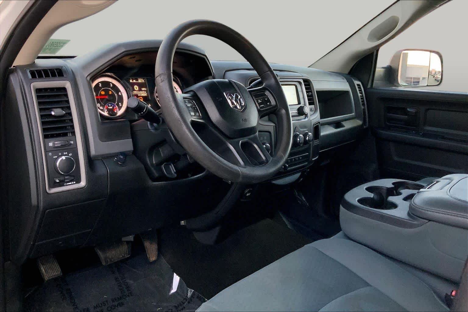 Used 2018 Bright White Clearcoat Ram Tradesman image 16