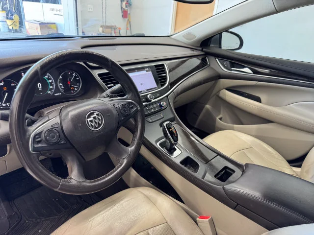 Used 2017 Pepperdust Metallic Buick Essence image 40