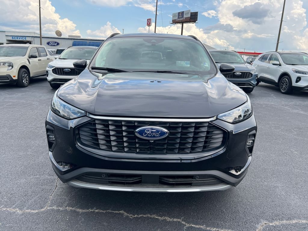 New 2026 Black Ford Base image 2
