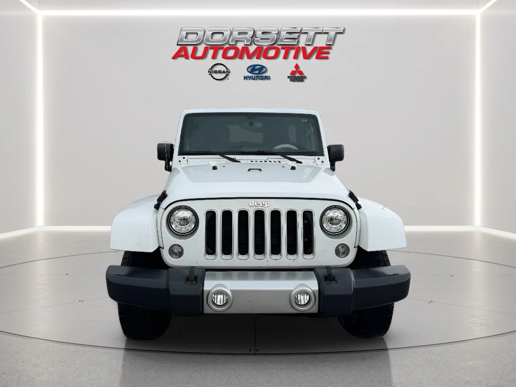 Used 2018 Bright White Clearcoat Jeep Sahara image 2
