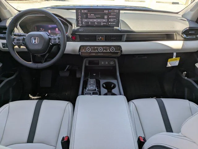 New 2026 Obsidian Blue Pearl Honda RTL image 15