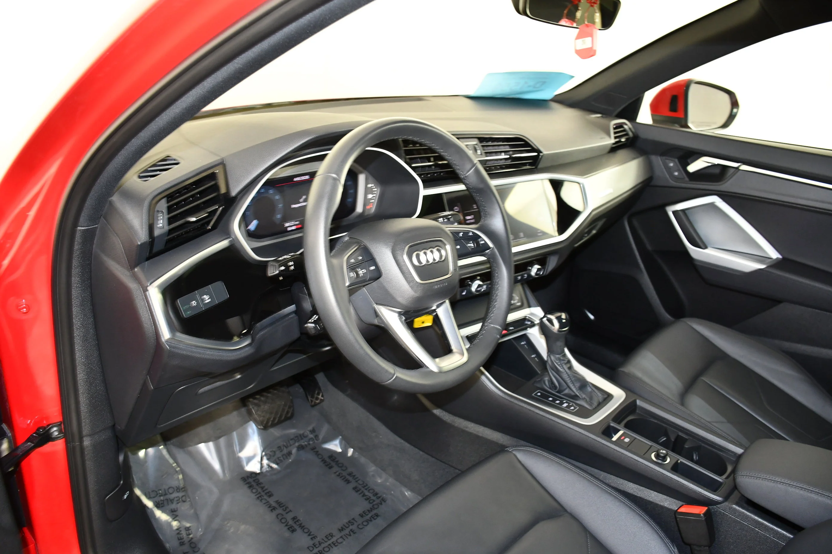 Used 2025 Red Audi S line Premium image 38