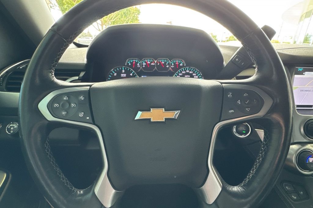 Used 2018 Silver Ice Metallic Chevrolet Premier image 31