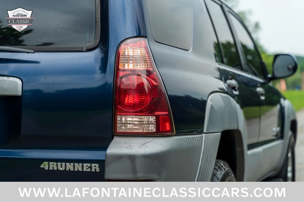 Used 2003  Toyota SR5 Sport image 33