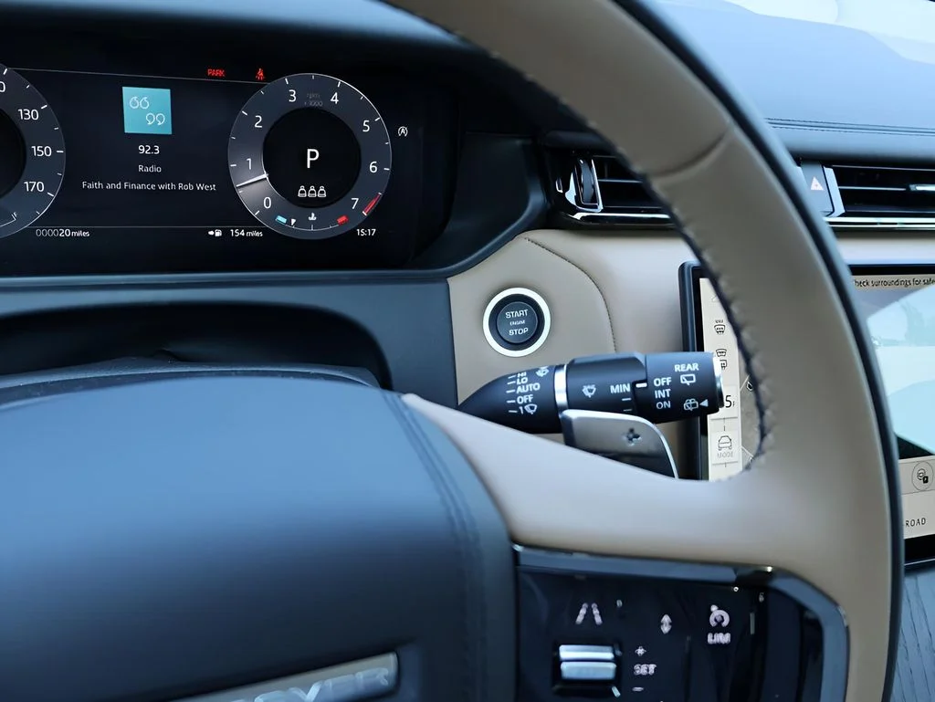 Used 2026 Carpathian Gray Premium Metallic Land Rover Autobiography image 29