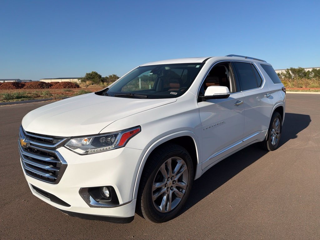 Used 2019 Summit White Chevrolet High Country image 1