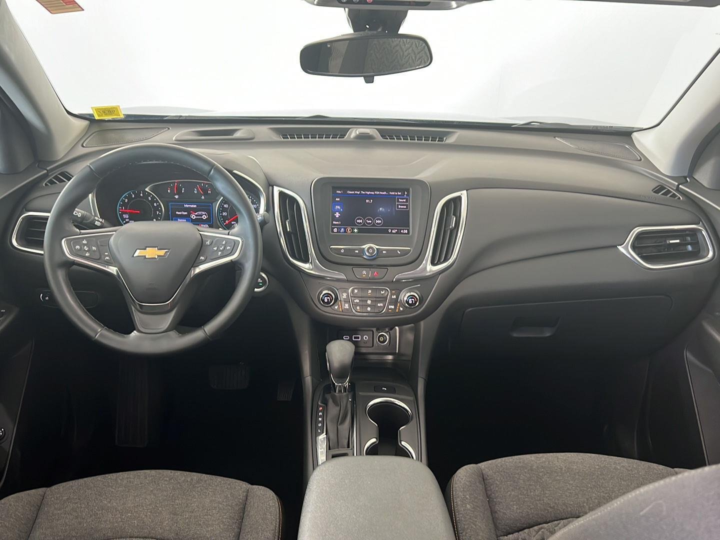 Used 2024 Lakeshore Blue Chevrolet LT image 17