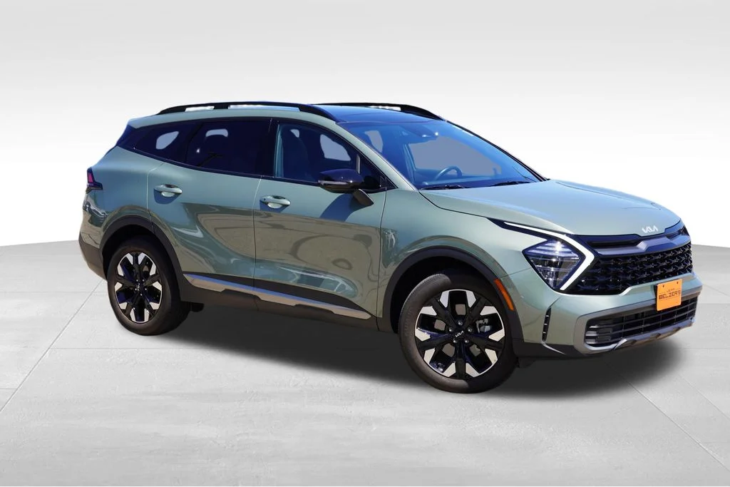 Certified Used 2024 Jungle Green Kia X-Line image 2
