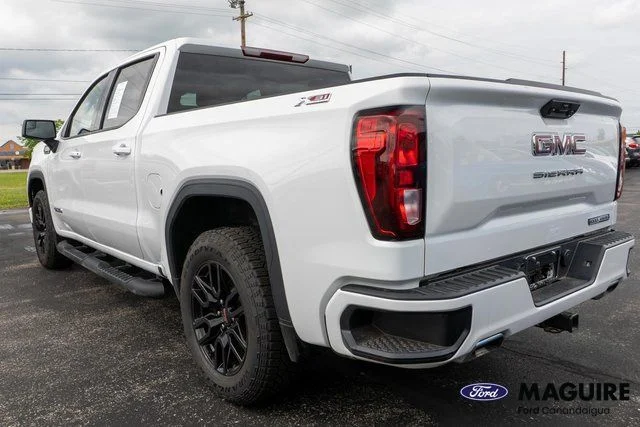 Used 2025 White GMC Elevation image 8
