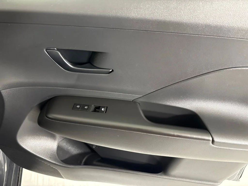 Used 2024 Gray Hyundai SEL image 15