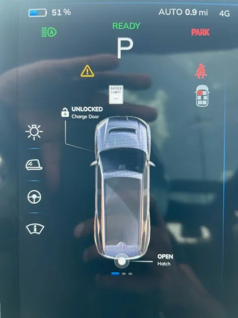 2024 VinFast VF 9 PLUS - Photo 12