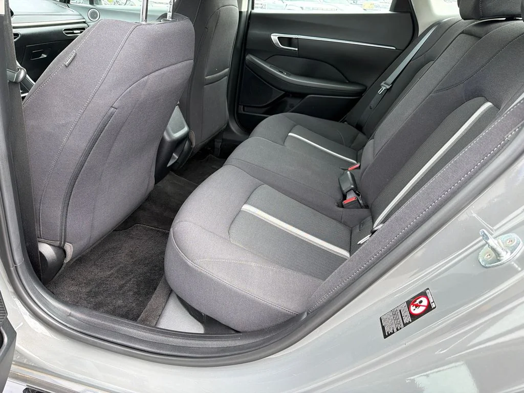 Used 2022 Gray Hyundai SEL image 20