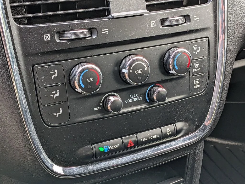 Used 2019 Black Dodge SE image 17