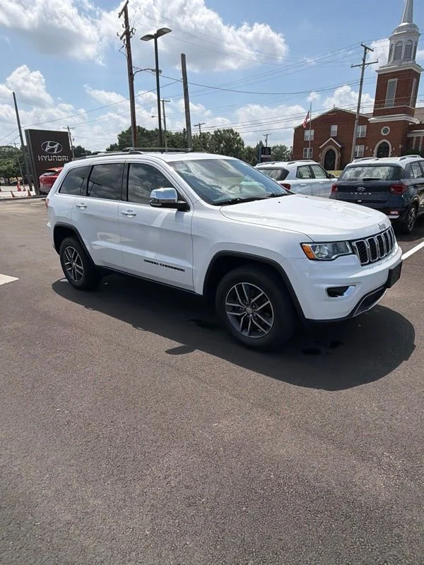 Used 2018 White Jeep Limited image 8