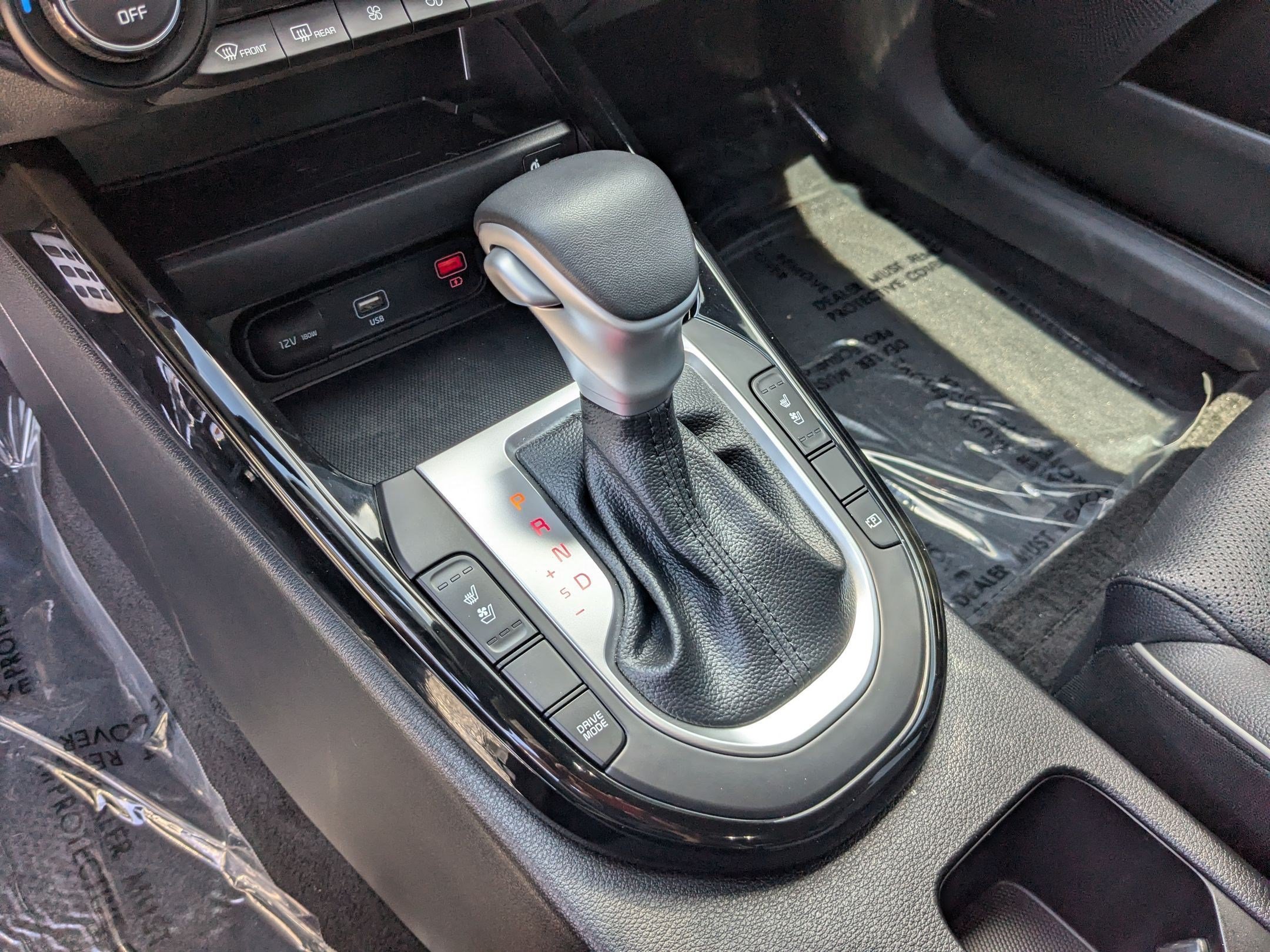 Used 2024 White Kia GT-Line image 26
