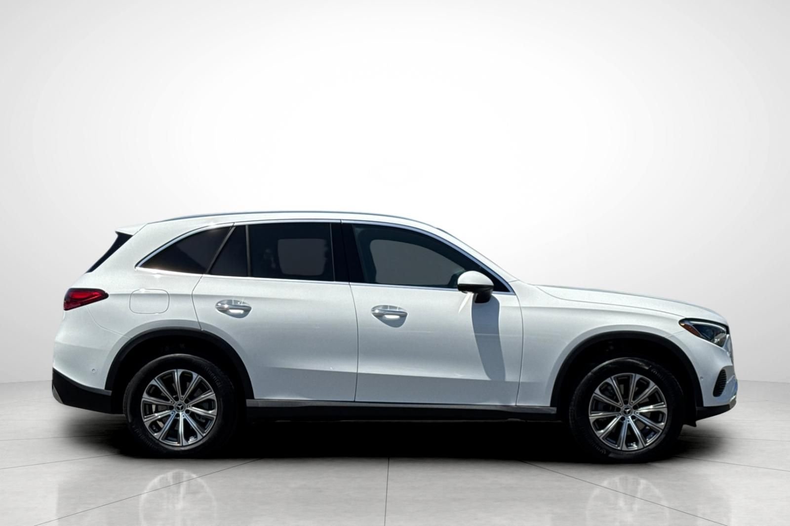 Certified Used 2026 White Mercedes-Benz GLC 300 image 26