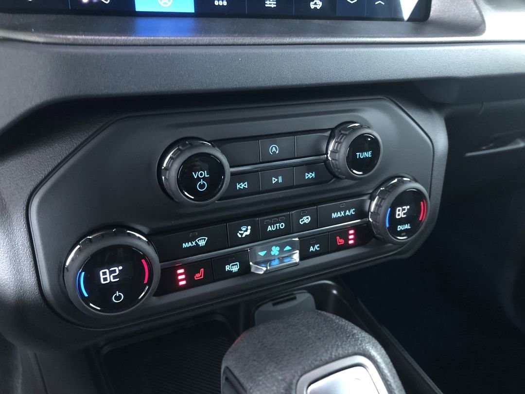 New 2026 Avalanche Gray Ford Big Bend image 21