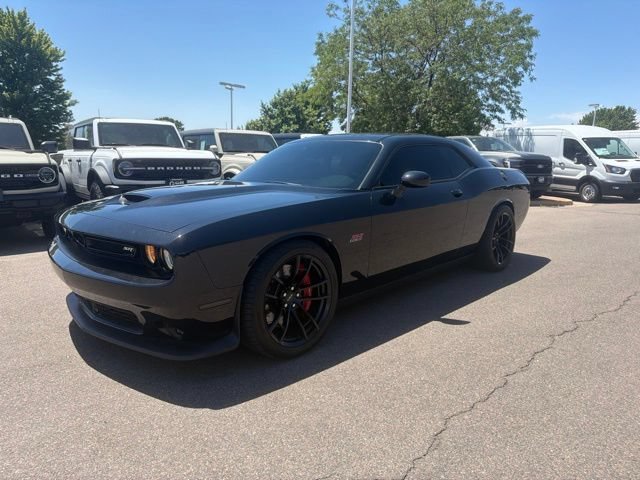 Used 2015 Phantom Black Tri-Coat Pearl Dodge SRT 392 image 4
