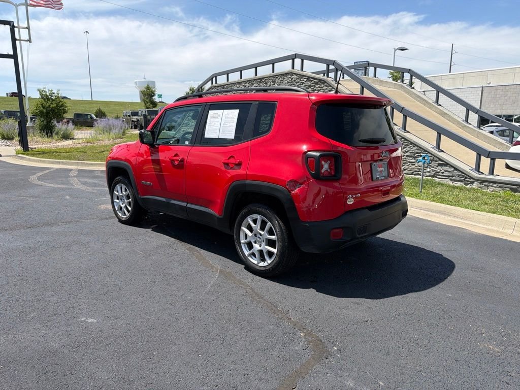 Used 2020 Red Jeep Latitude image 5