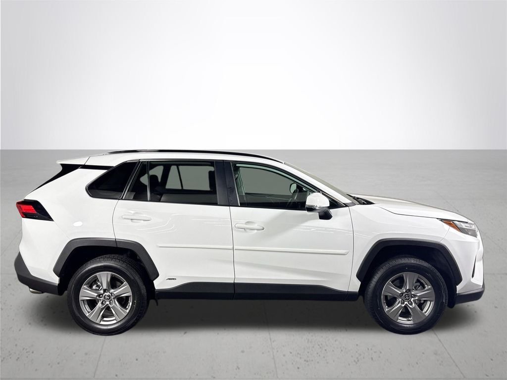 Used 2024 White Toyota LE image 5